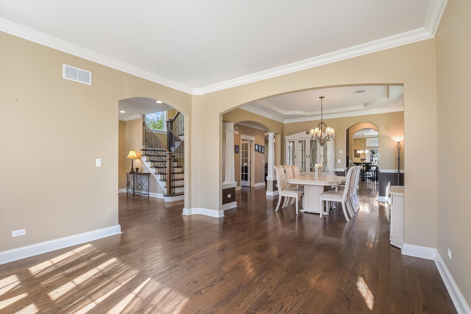 7524 W Jonquil Terrace, Niles, IL 60714