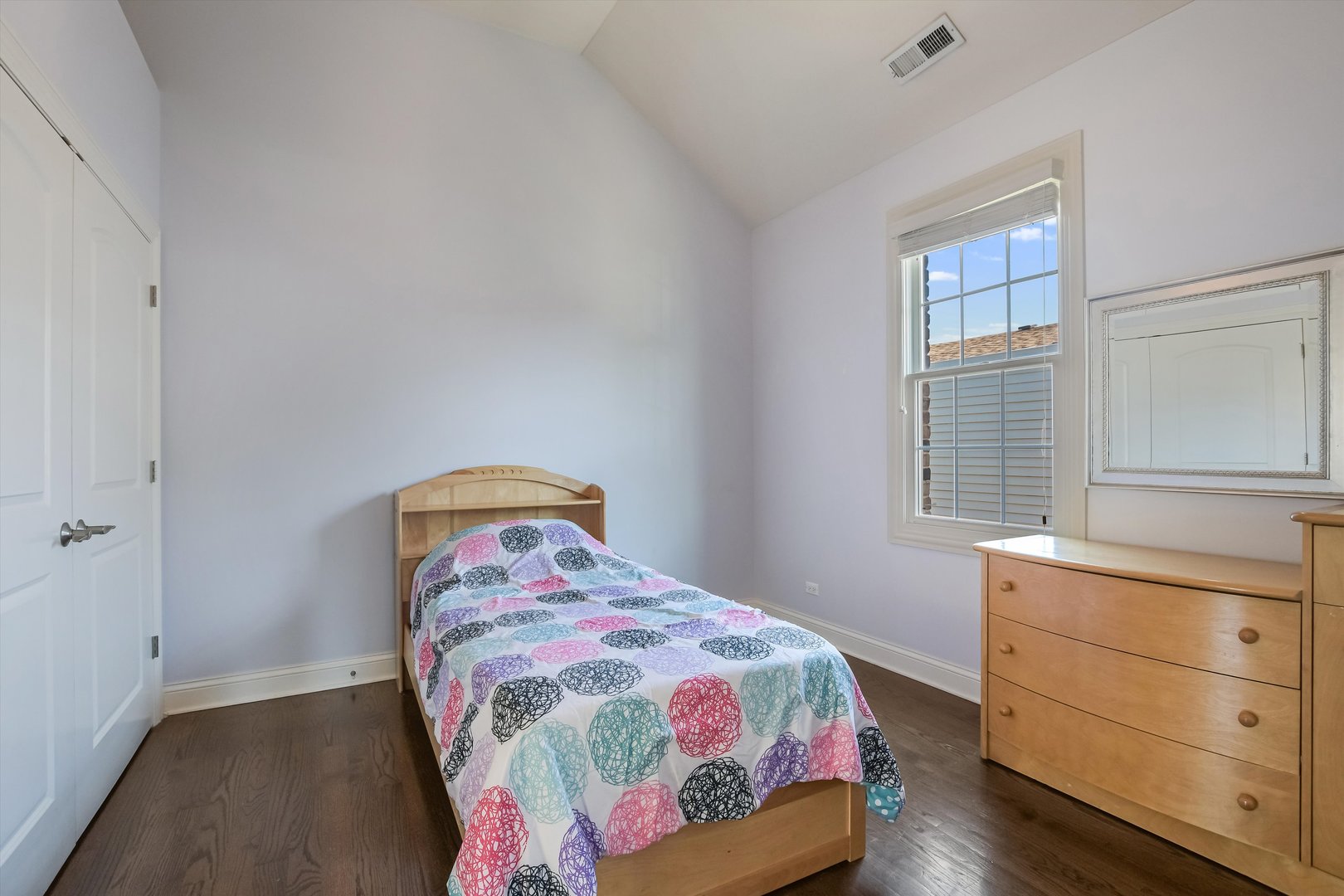7524 W Jonquil Terrace, Niles, IL 60714