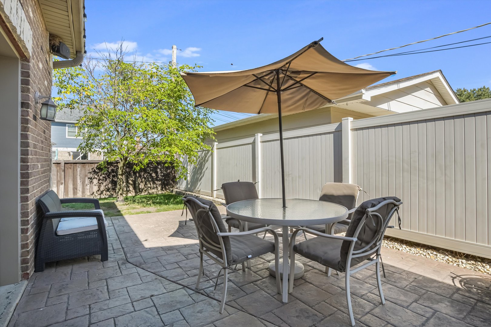 7524 W Jonquil Terrace, Niles, IL 60714