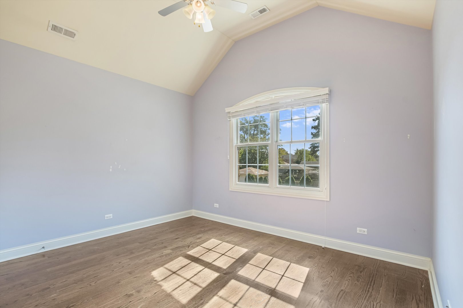 7524 W Jonquil Terrace, Niles, IL 60714