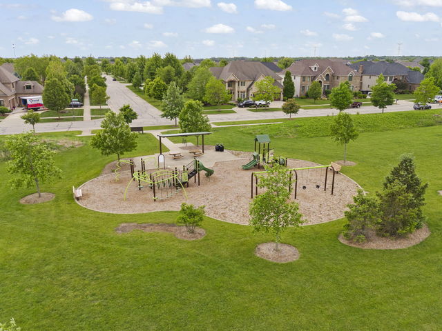 4043 Juneberry Road, Naperville, IL 60564