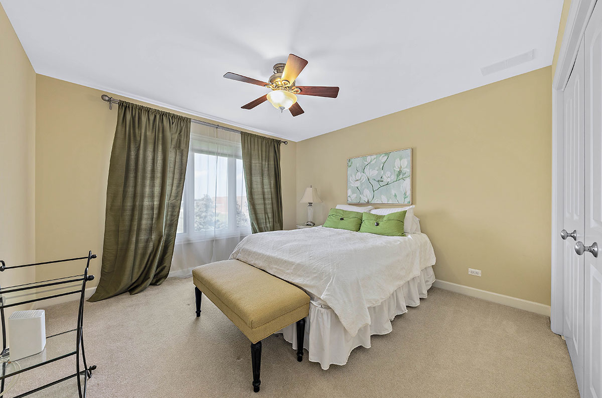 4043 Juneberry Road, Naperville, IL 60564