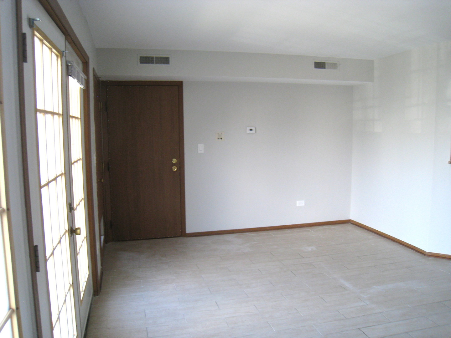 1235 Harding Avenue #302, Des Plaines, IL 60016