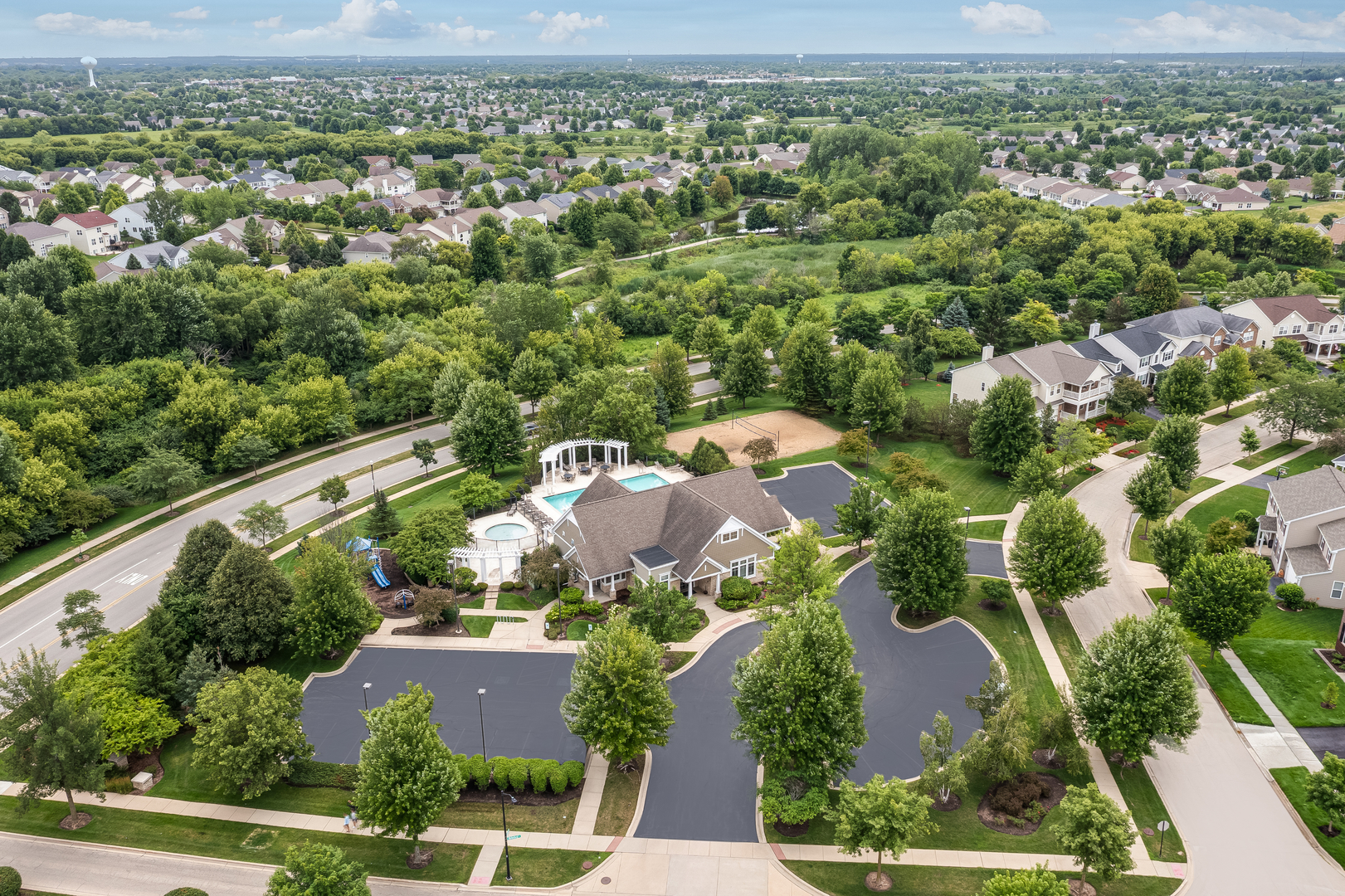 2911 Kelly Drive, Elgin, IL 60124