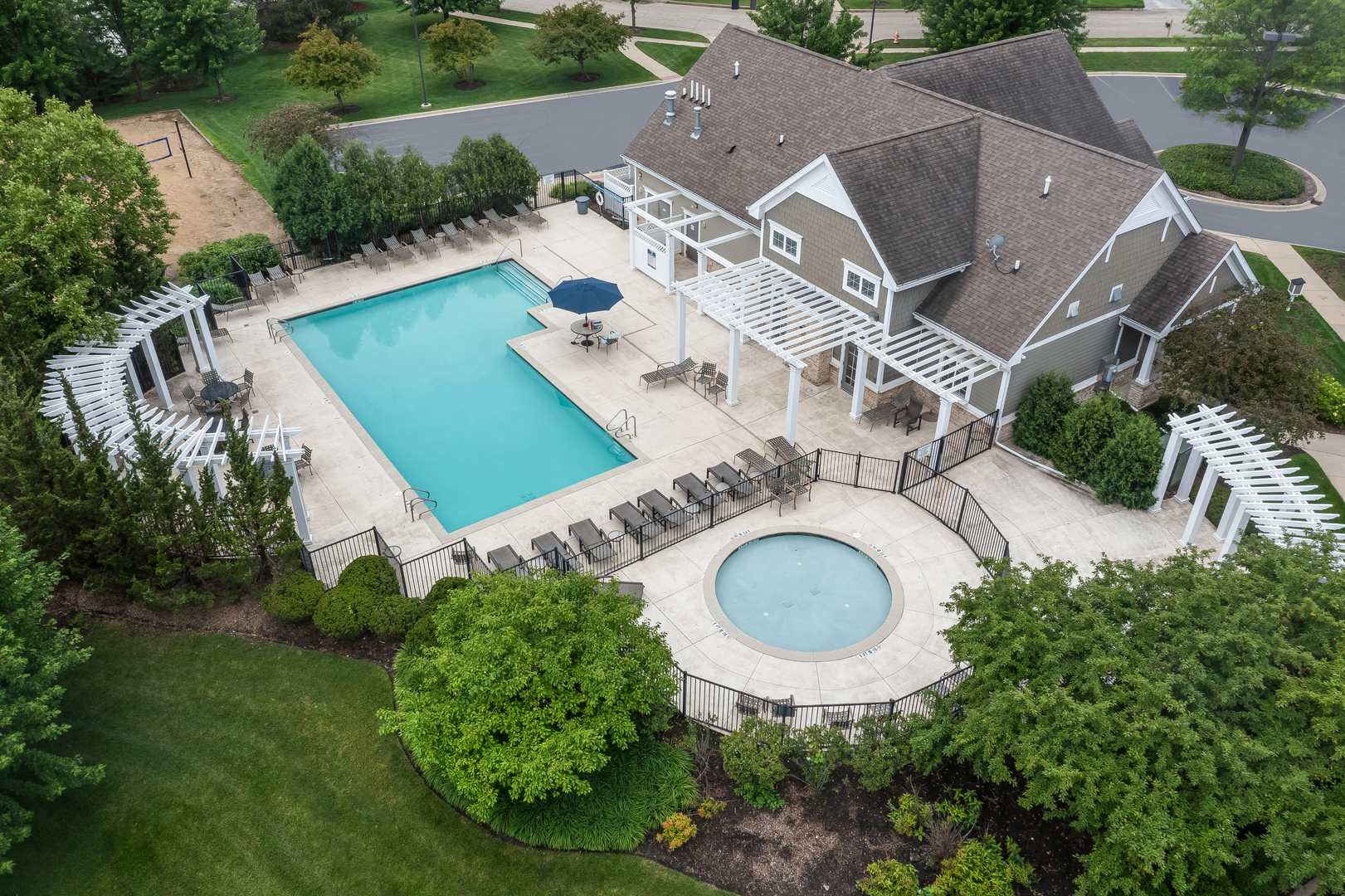 2911 Kelly Drive, Elgin, IL 60124