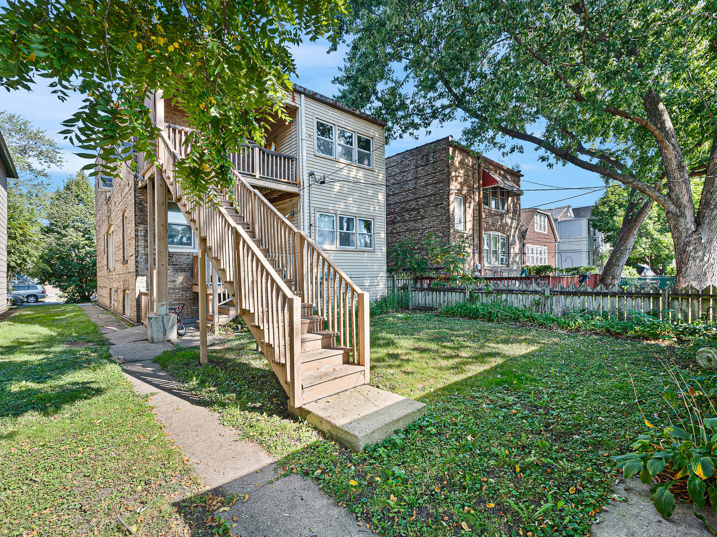 2529 Collins Street, Blue Island, IL 60406