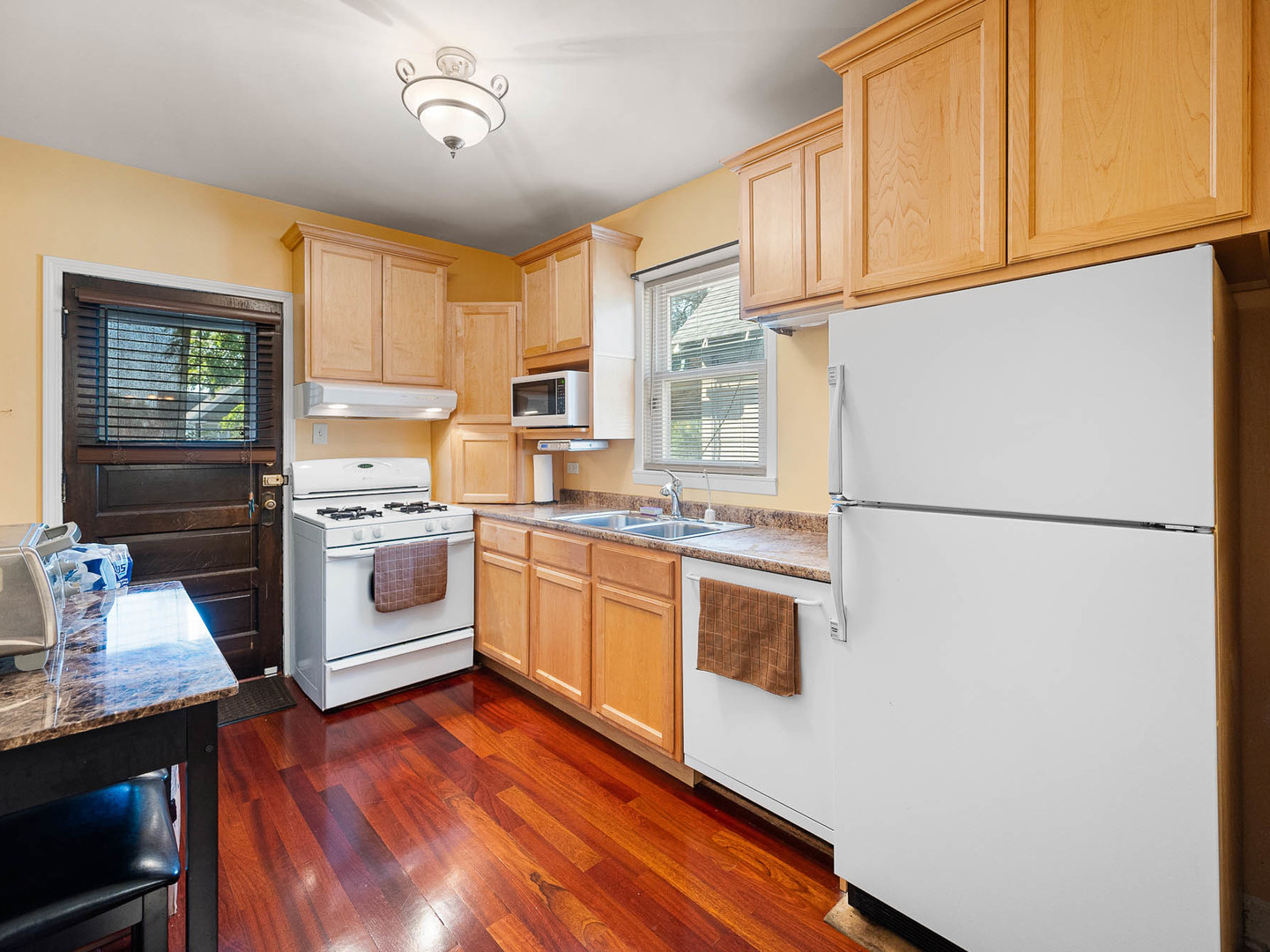 2529 Collins Street, Blue Island, IL 60406