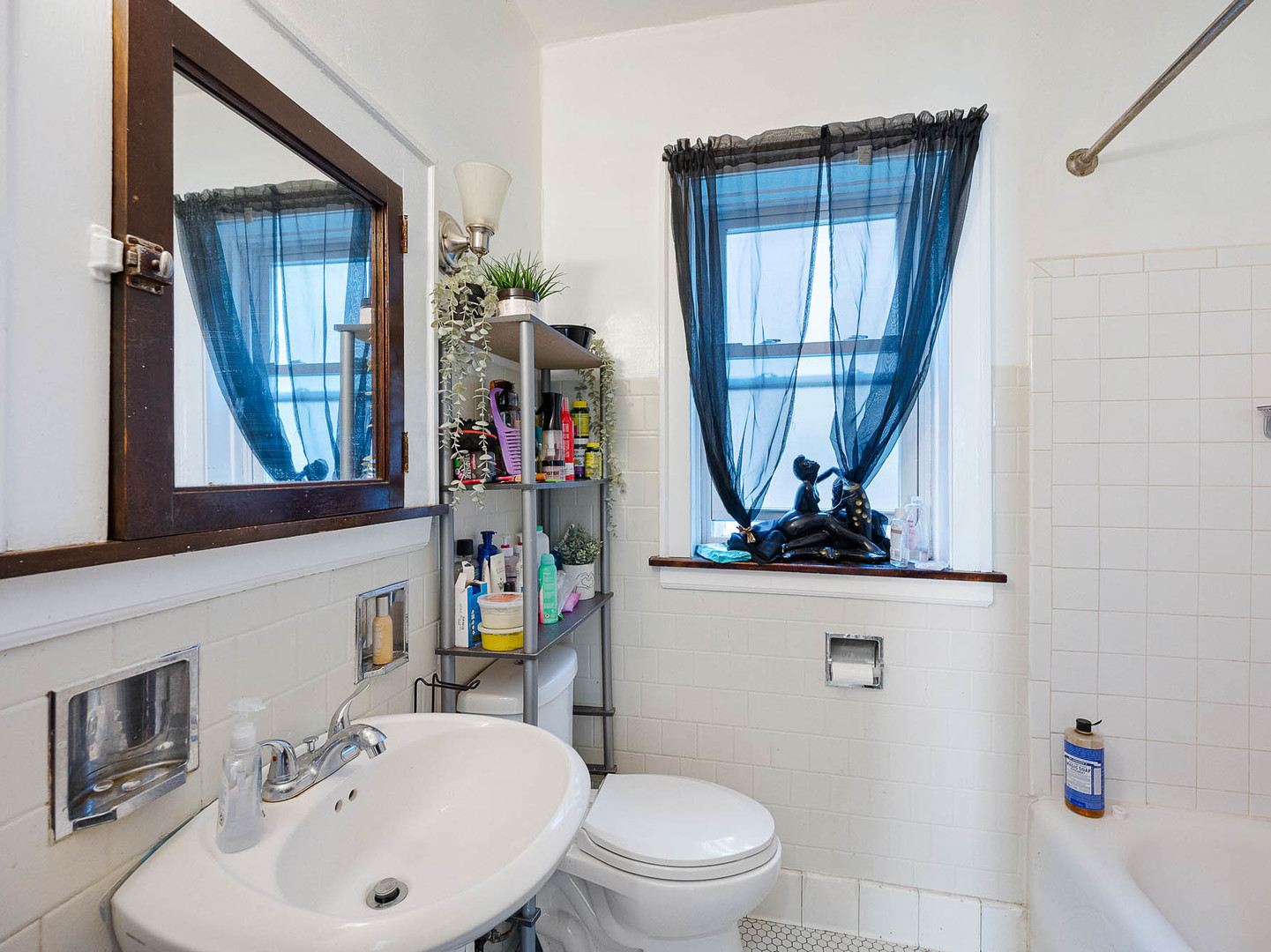 2529 Collins Street, Blue Island, IL 60406