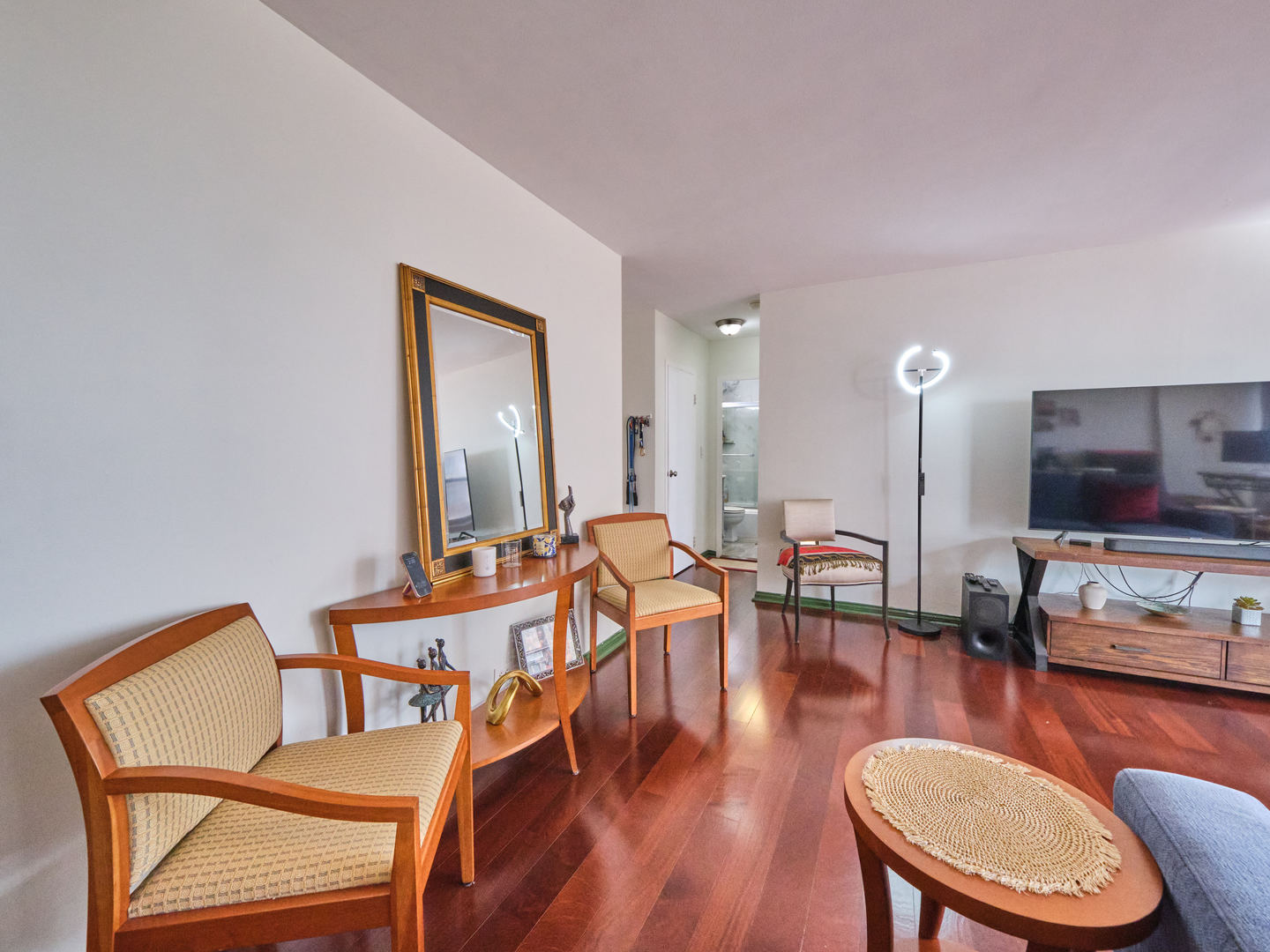 3900 N Lake Shore Drive #15C, Chicago, IL 60613