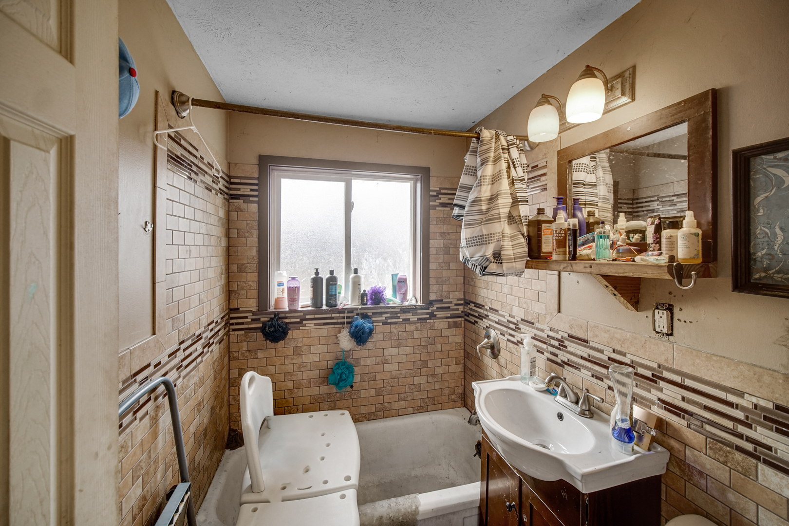 8772 S Kolmar Avenue, Hometown, IL 60456