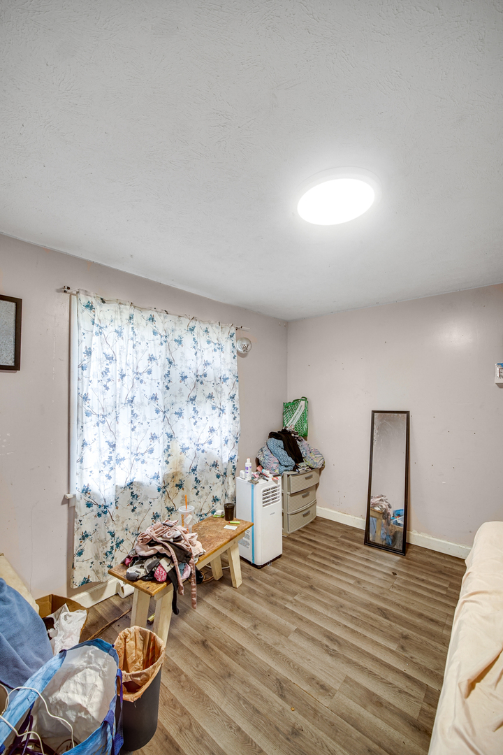 8772 S Kolmar Avenue, Hometown, IL 60456