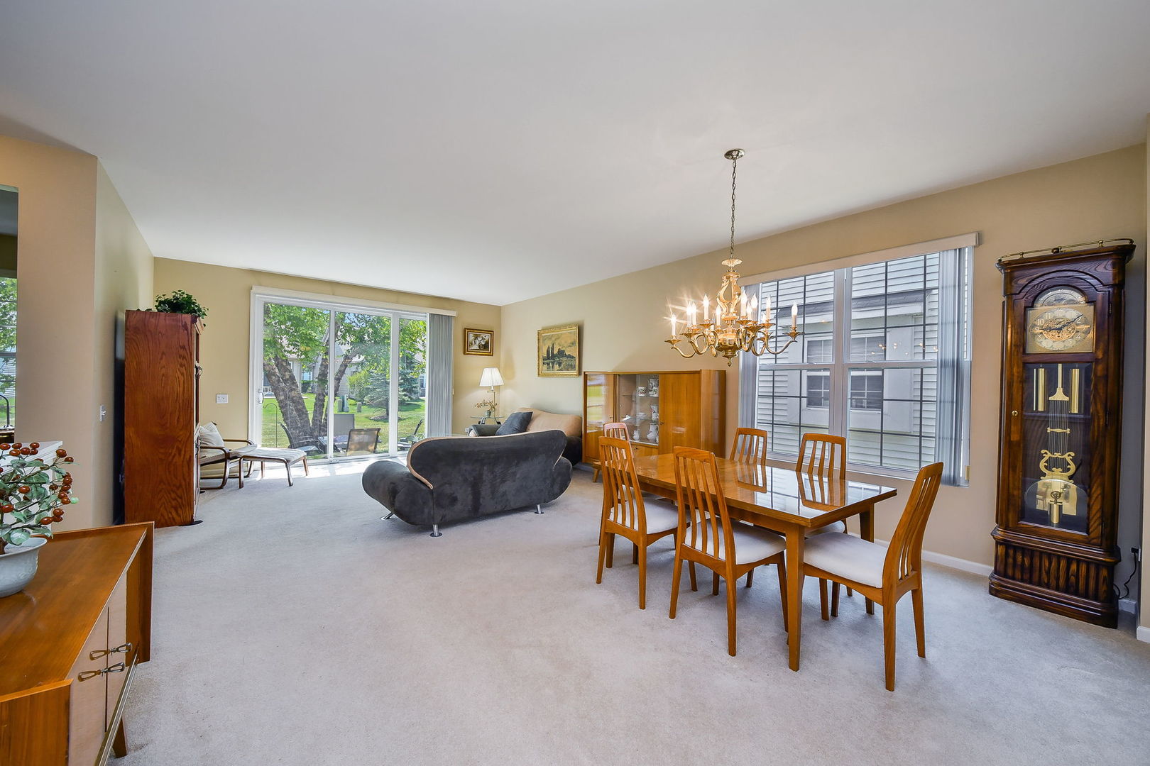 2525 Rolling Ridge Drive, Elgin, IL 60124