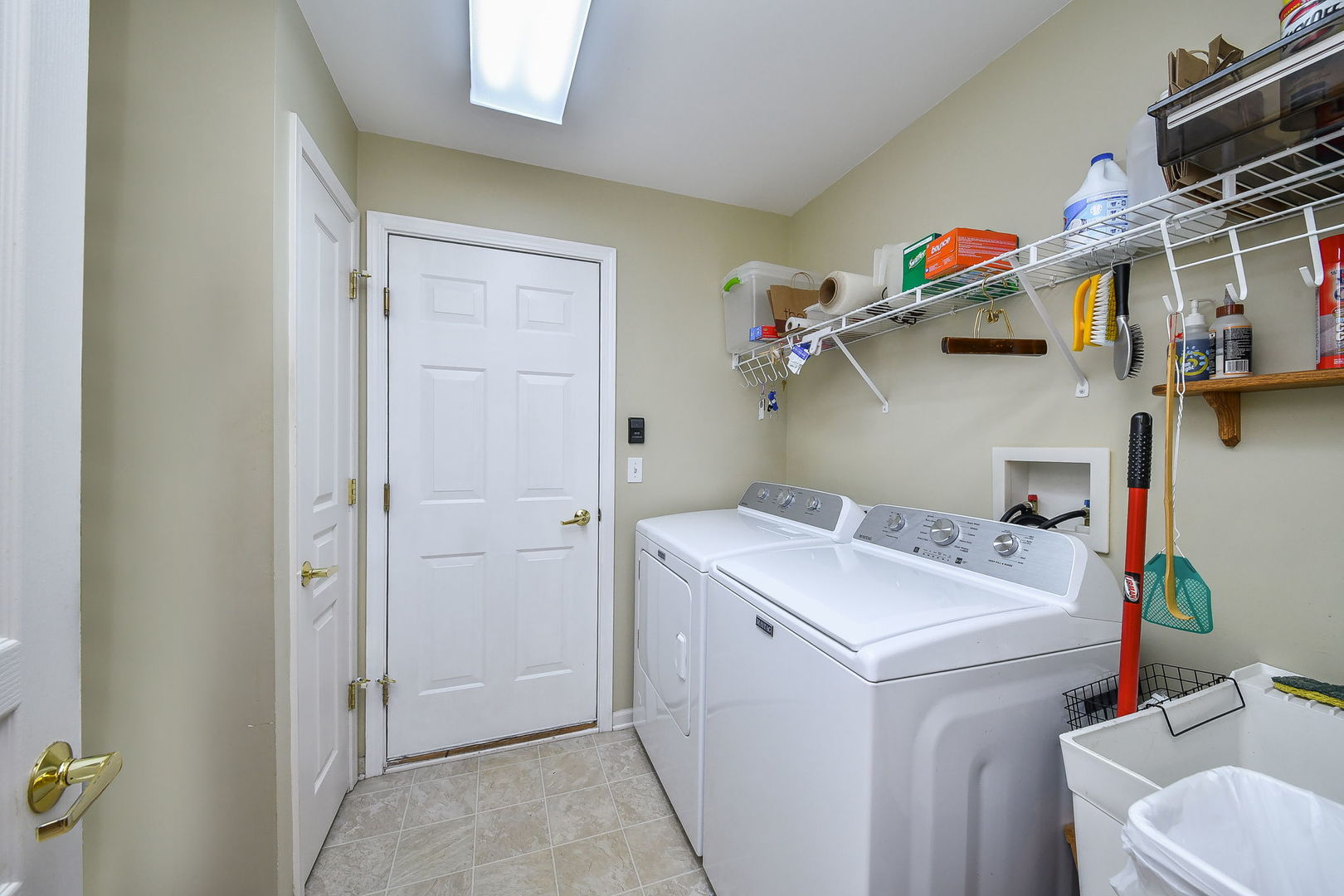 2525 Rolling Ridge Drive, Elgin, IL 60124