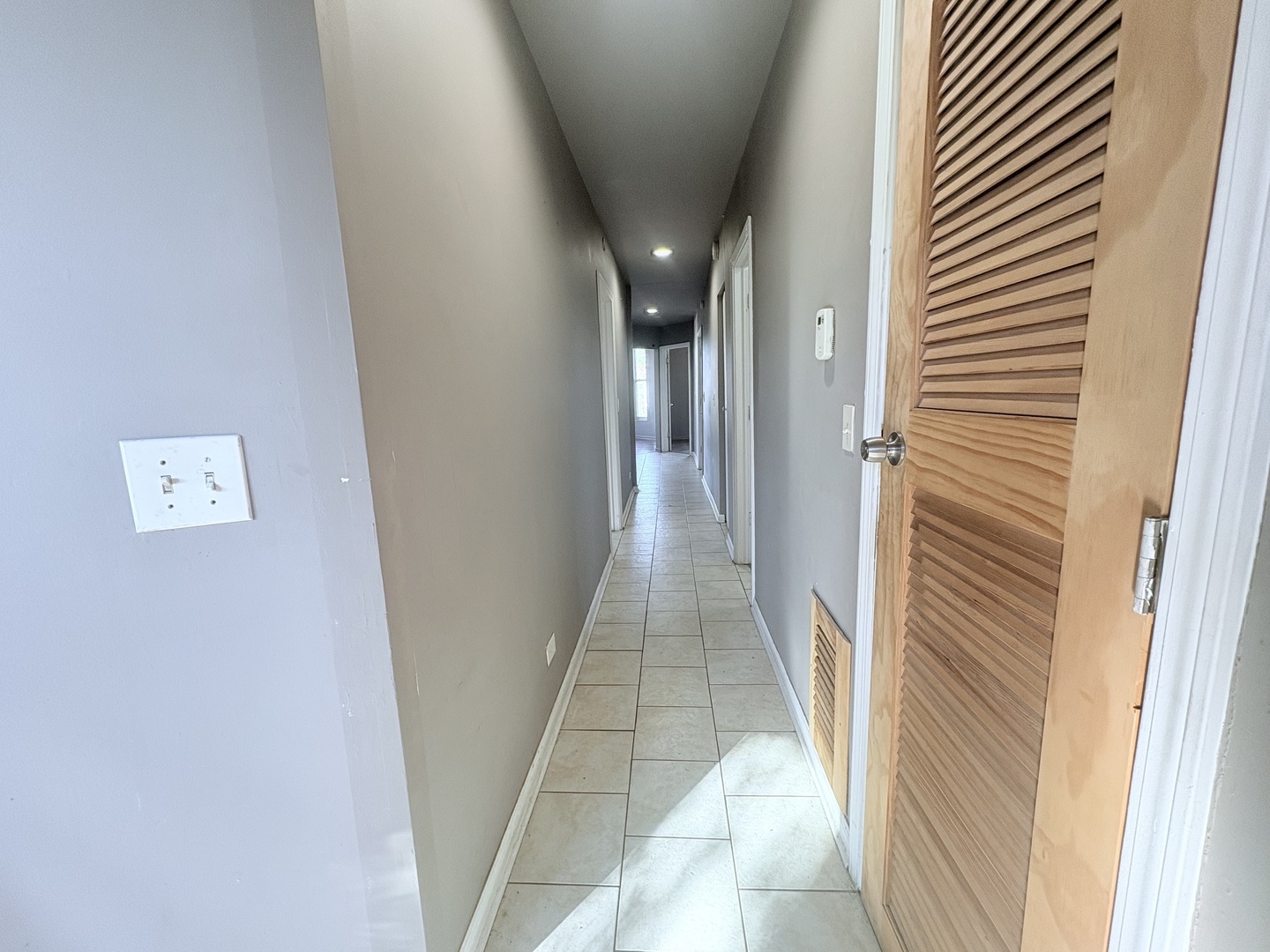 6729 S Saint Lawrence Avenue, Chicago, IL 60637