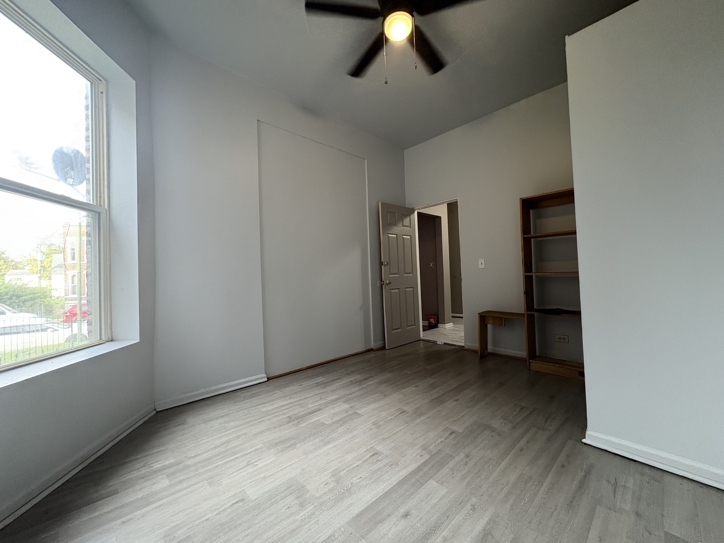 6729 S Saint Lawrence Avenue, Chicago, IL 60637