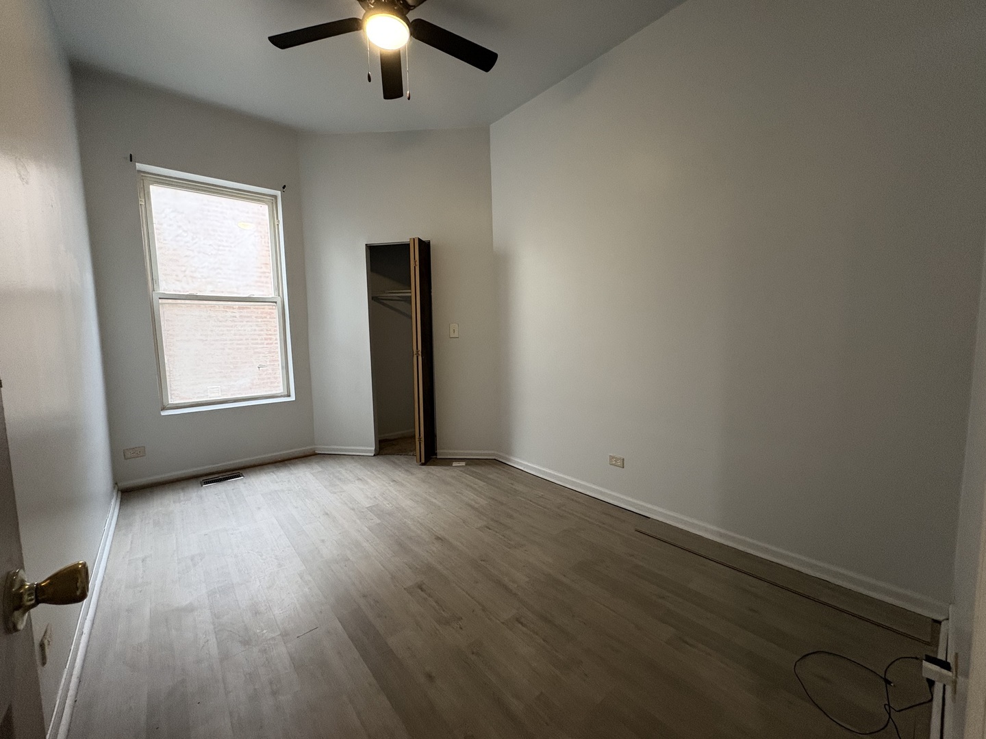 6729 S Saint Lawrence Avenue, Chicago, IL 60637