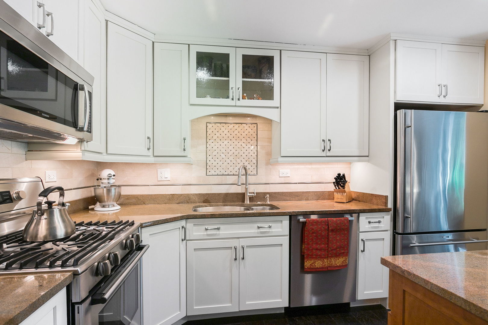 1220 Park Avenue #115, Highland Park, IL 60035