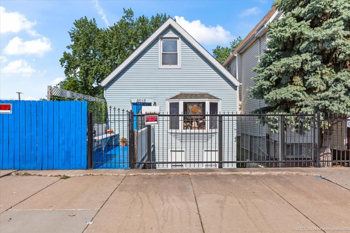 9018 S Brandon Avenue, Chicago, IL 60617