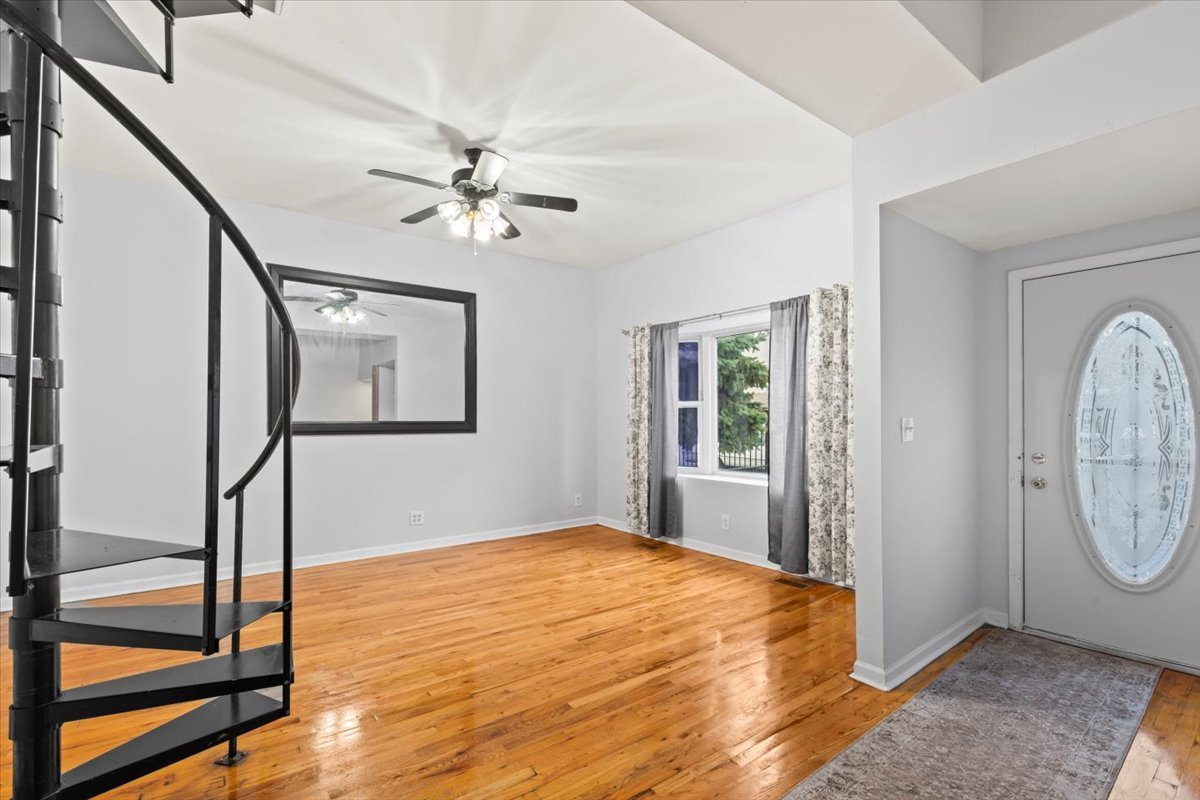 9018 S Brandon Avenue, Chicago, IL 60617