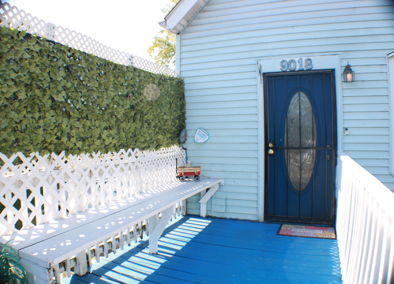 9018 S Brandon Avenue, Chicago, IL 60617