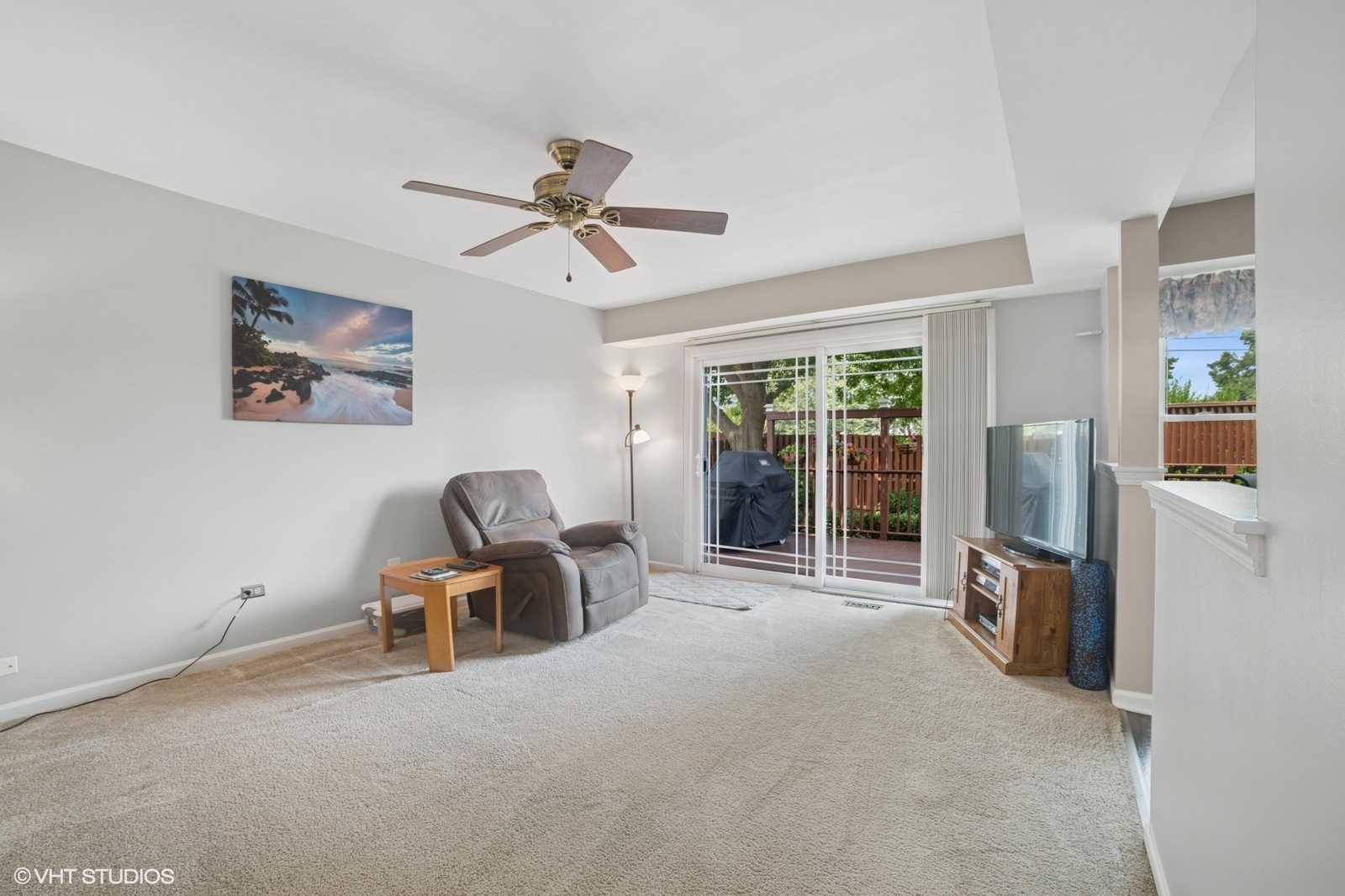 1208 Old Timber Lane, Hoffman Estates, IL 60192