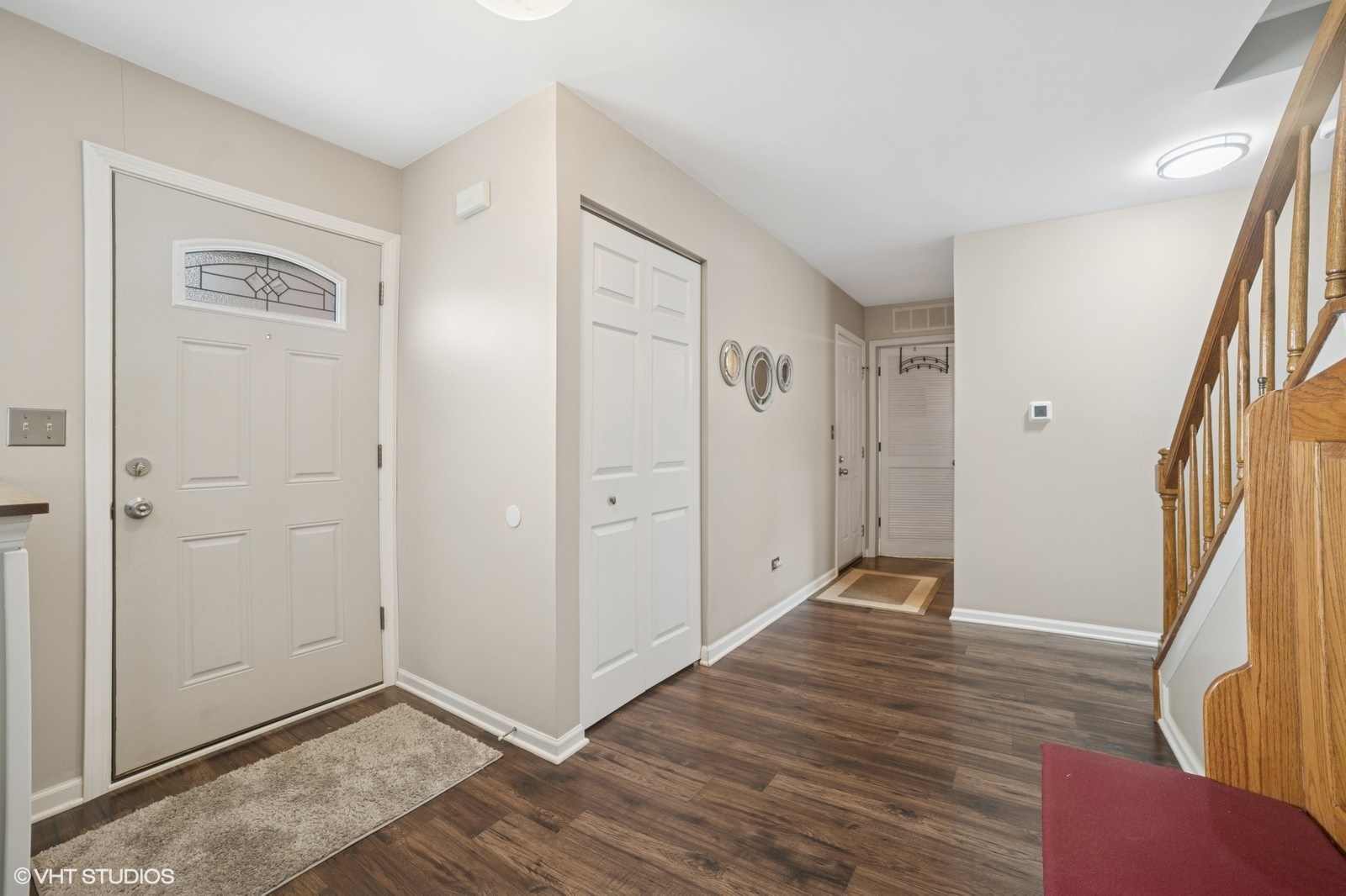 1208 Old Timber Lane, Hoffman Estates, IL 60192