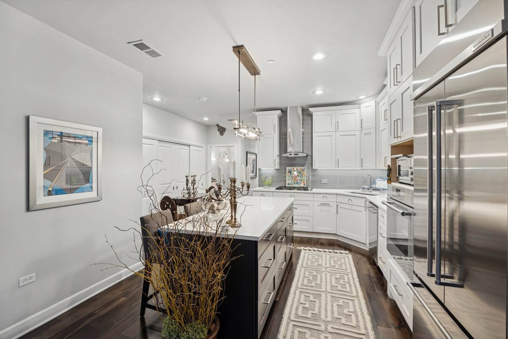 1124 Lake Street #511, Oak Park, IL 60301