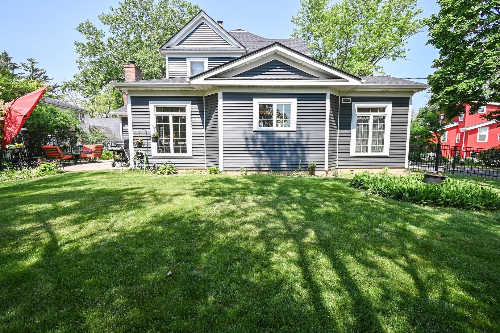 2350 N Lewis Avenue, Waukegan, IL 60087