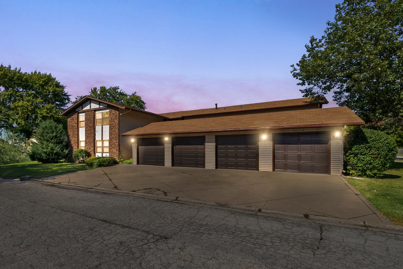 4112 192nd Court #209, Country Club Hills, IL 60478