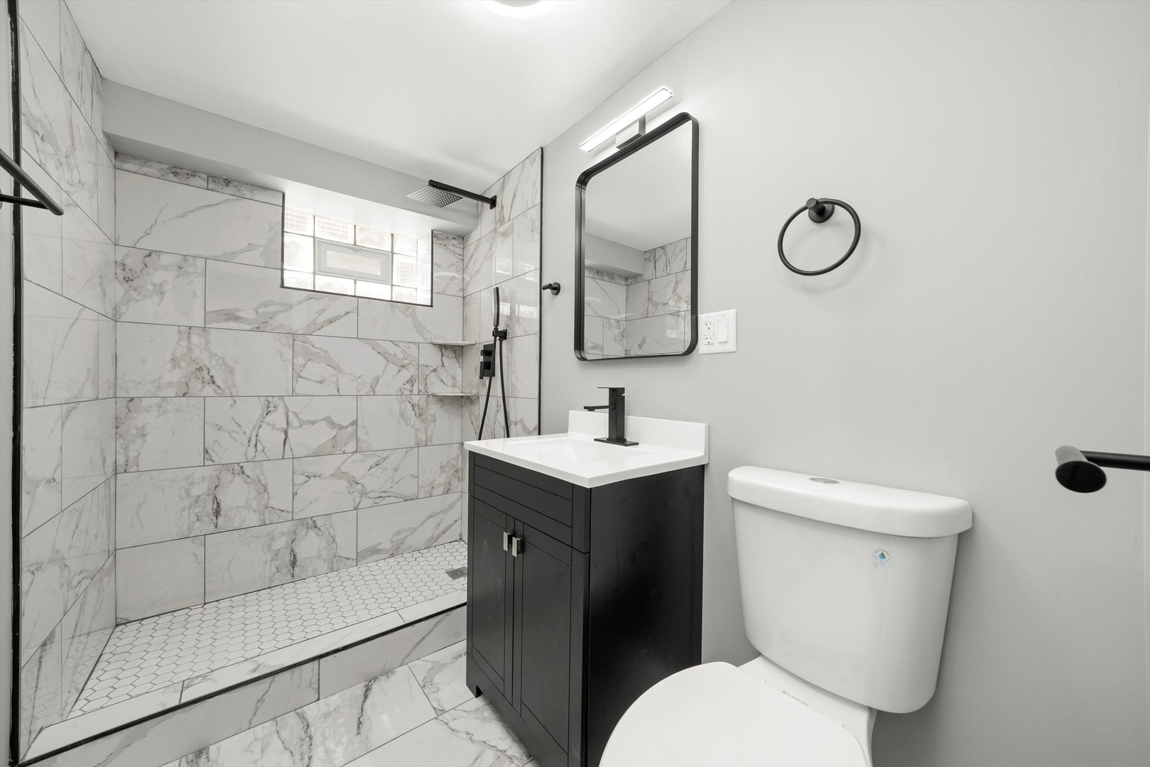 8414 S King Drive, Chicago, IL 60619