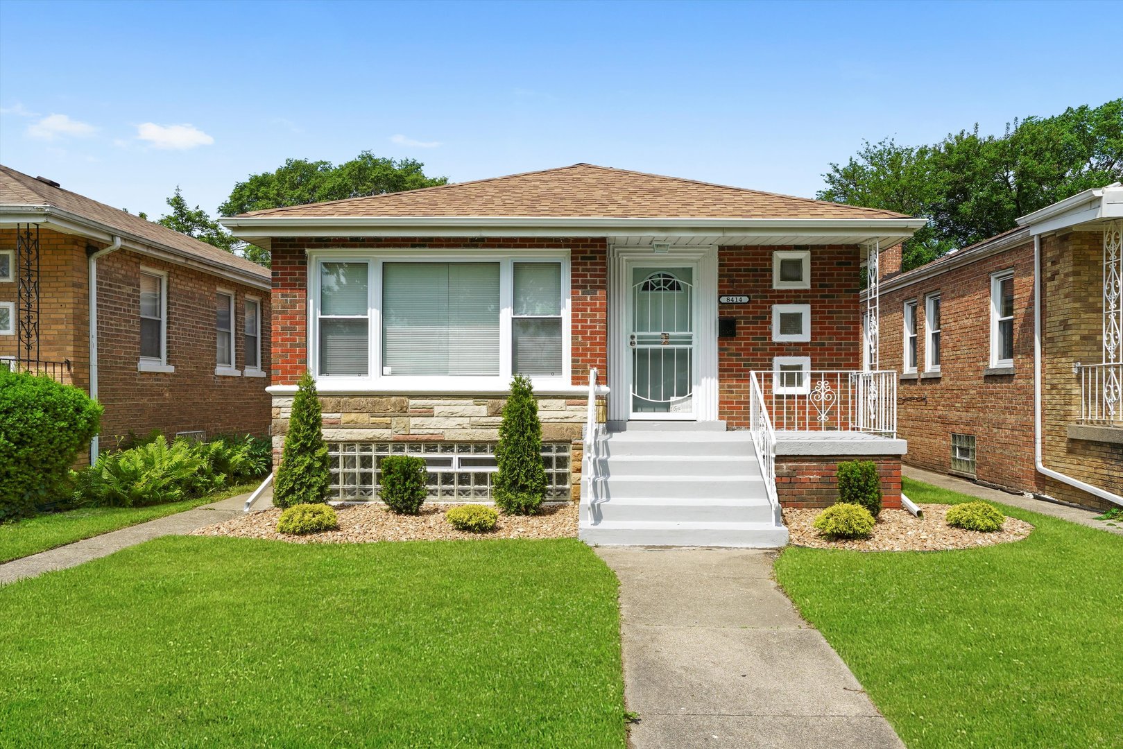 8414 S King Drive, Chicago, IL 60619