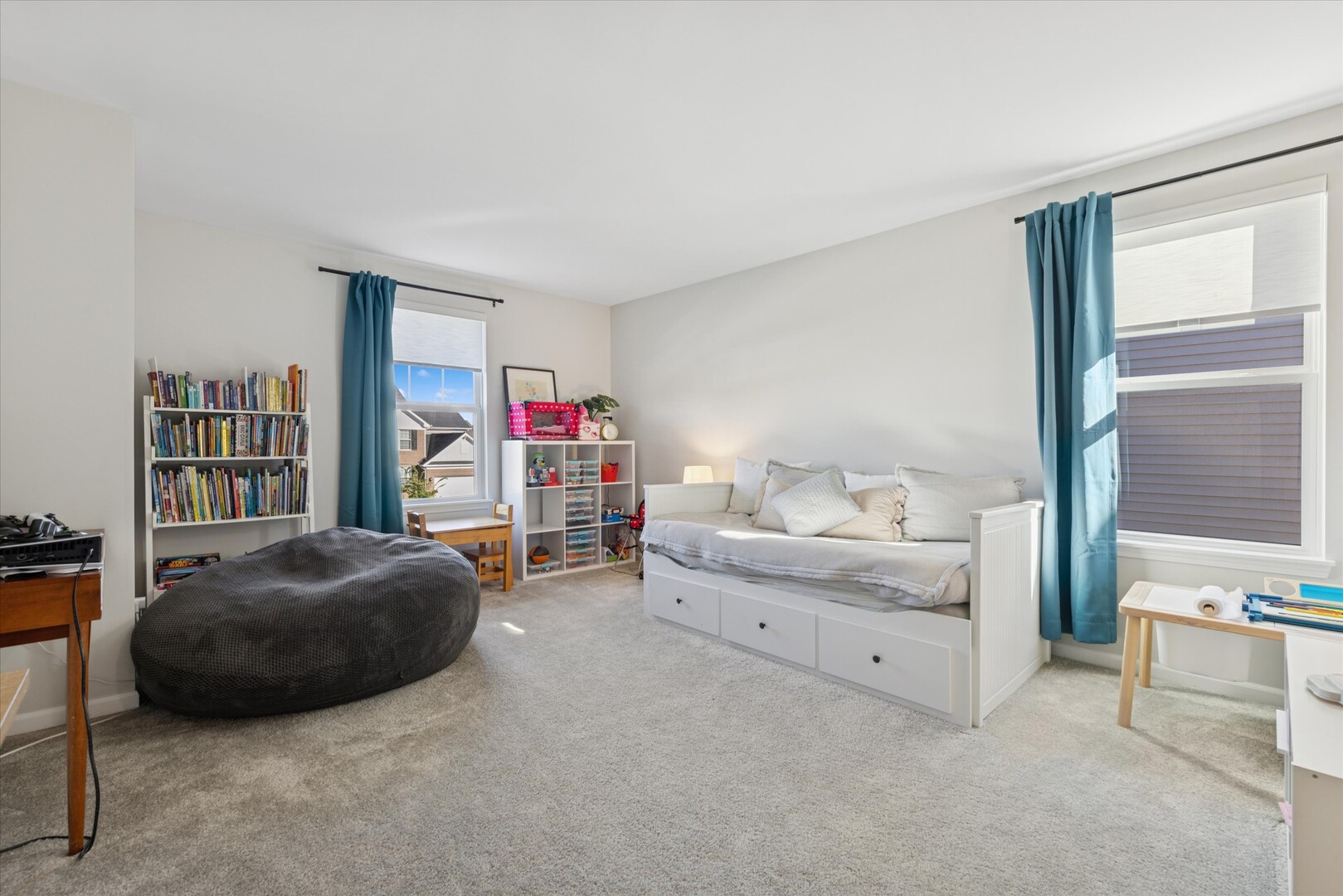 408 S Miller Court, Lombard, IL 60148