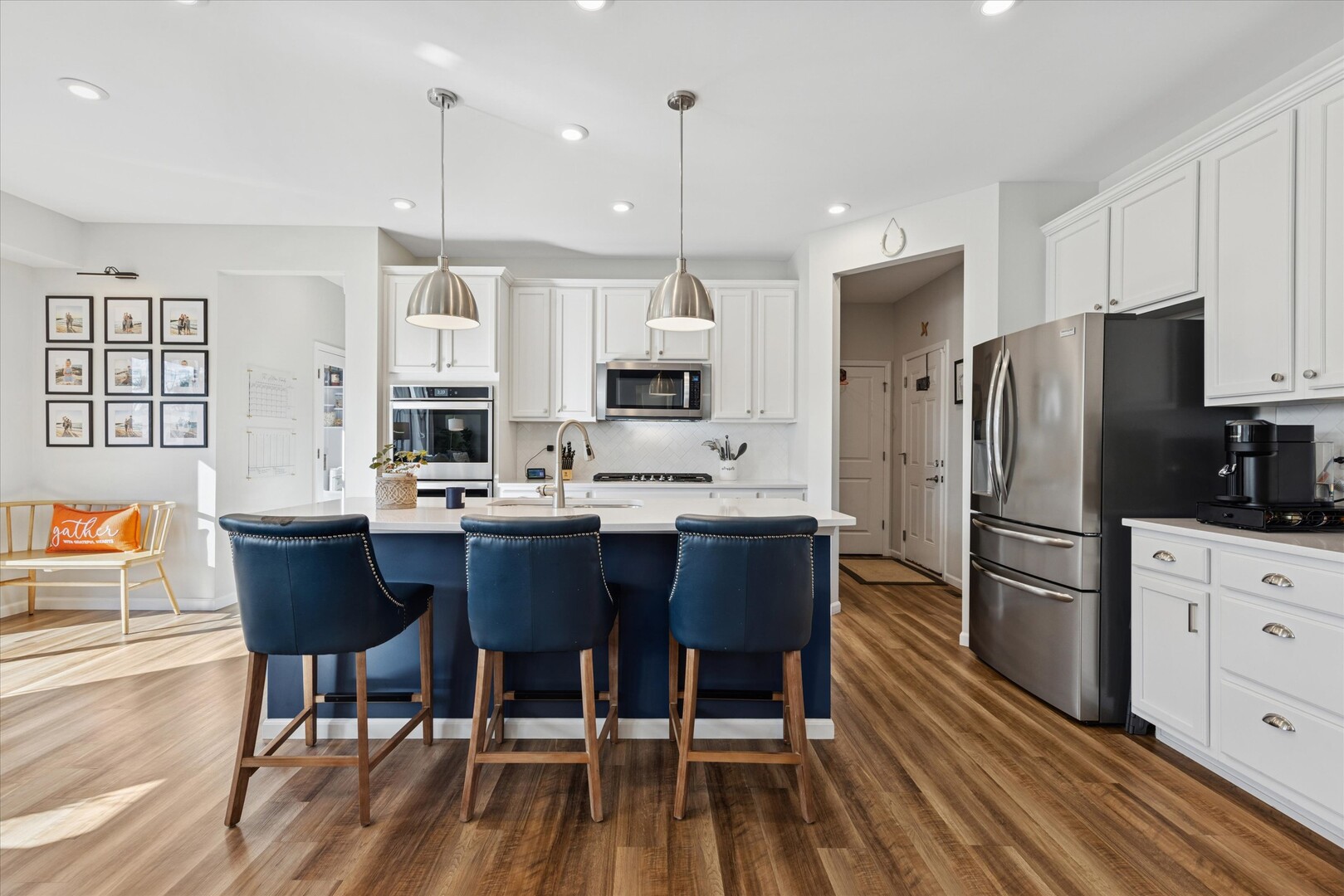 408 S Miller Court, Lombard, IL 60148