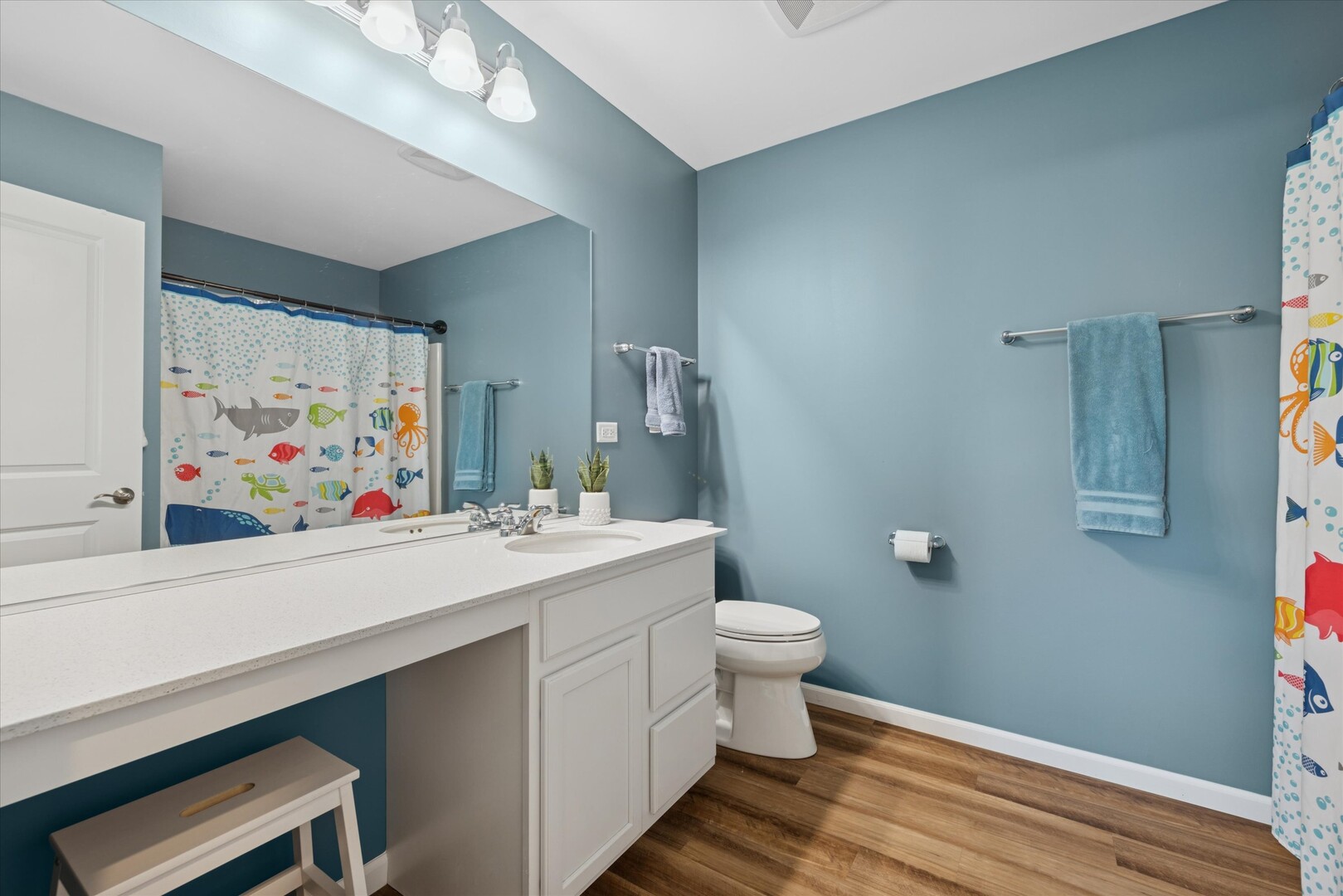 408 S Miller Court, Lombard, IL 60148