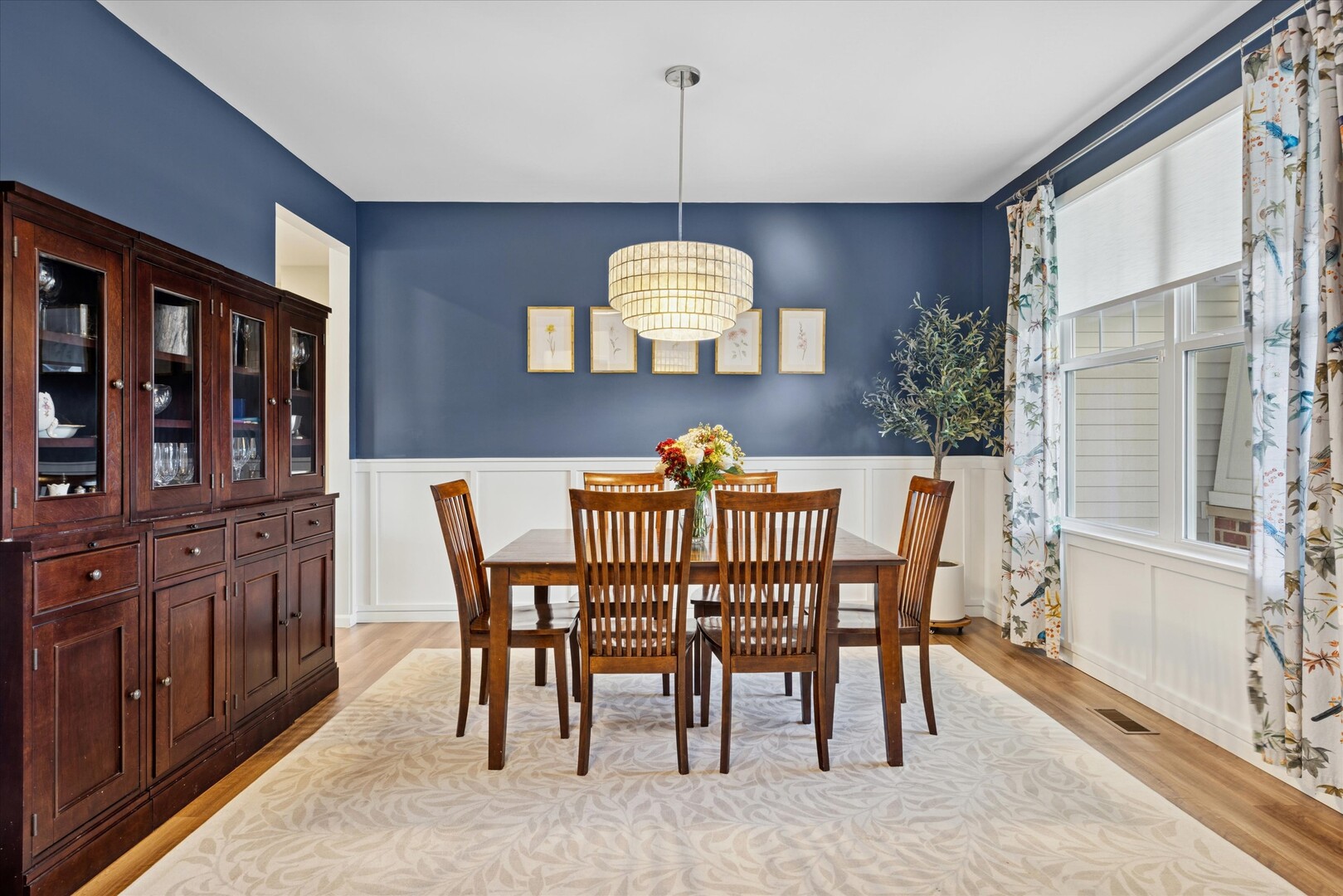 408 S Miller Court, Lombard, IL 60148