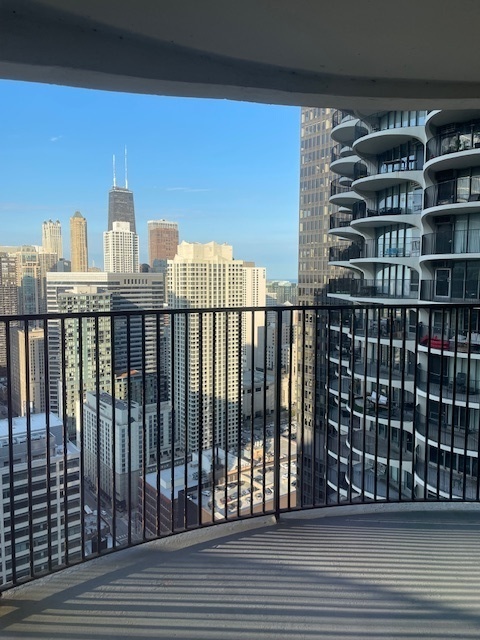 300 N STATE Street #4607, Chicago, IL 60654