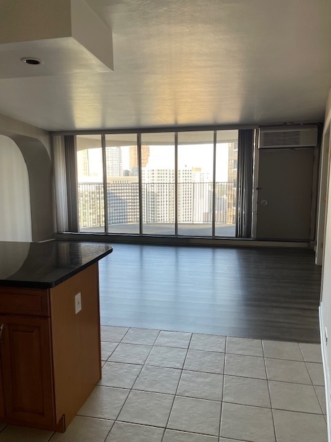 300 N STATE Street #4607, Chicago, IL 60654