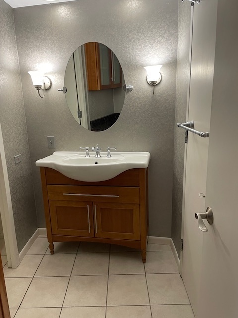 300 N STATE Street #4607, Chicago, IL 60654
