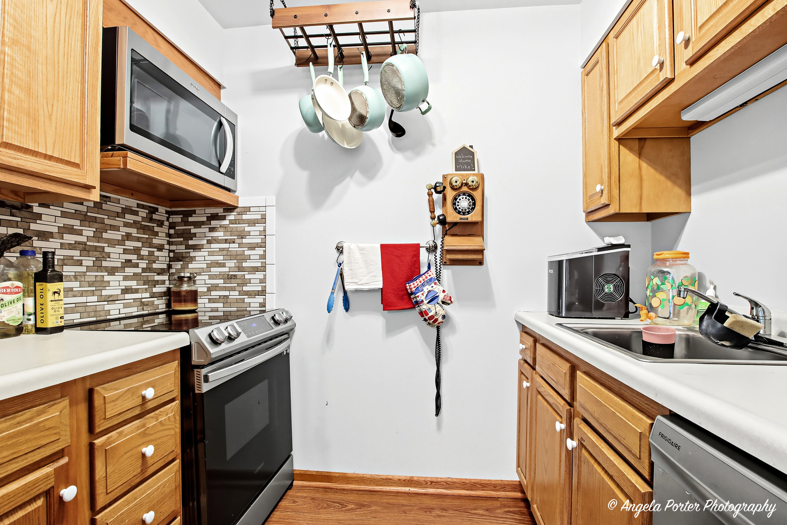 7314 Chevy Chase Court, Fox Lake, IL 60020