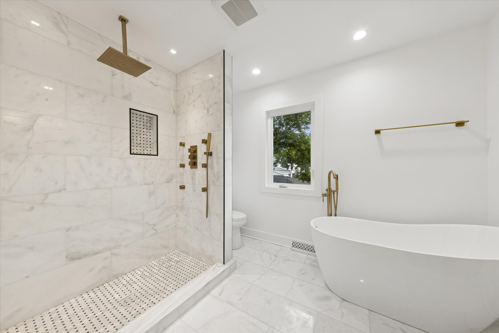 719 N Elm Street, Hinsdale, IL 60521