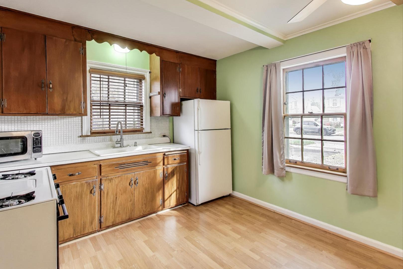 1708 N 73rd Court, Elmwood Park, IL 60707