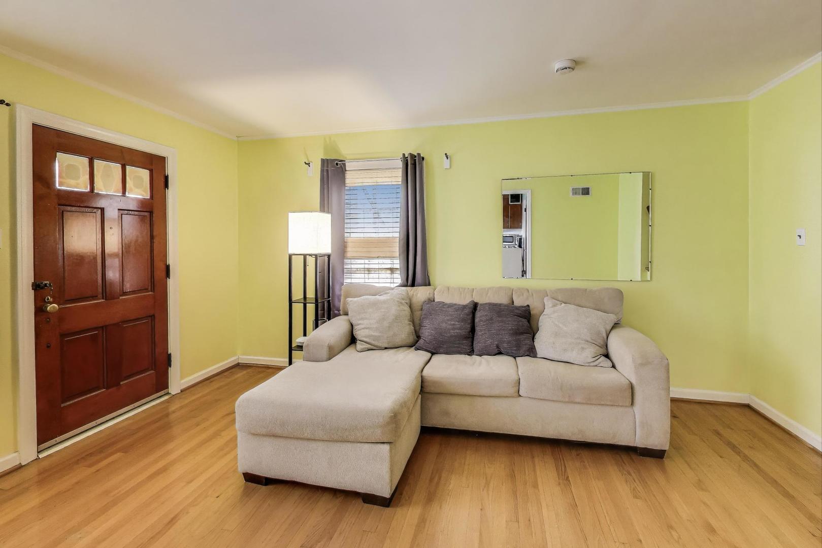 1708 N 73rd Court, Elmwood Park, IL 60707