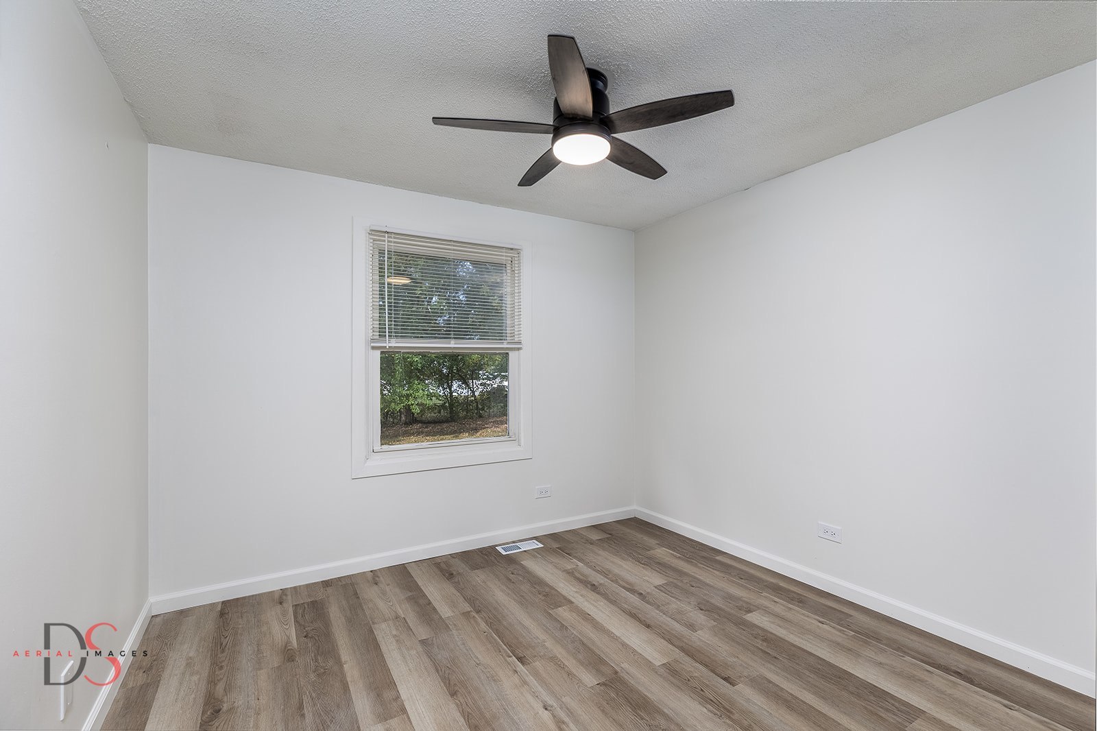 1405 James Court, Ottawa, IL 61350