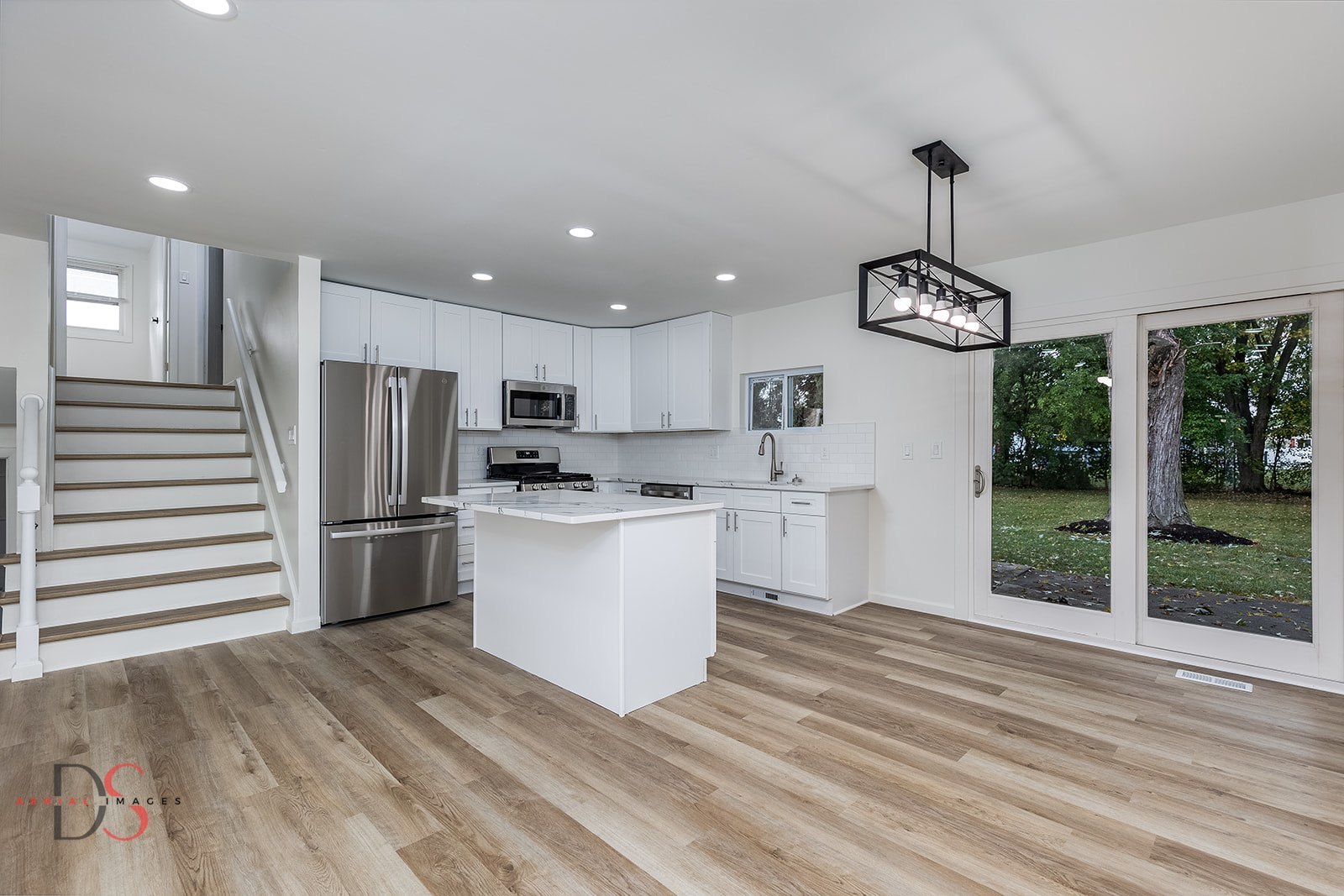 1405 James Court, Ottawa, IL 61350