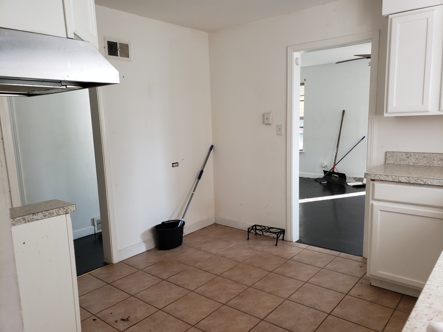 12806 S LAFLIN Street, Calumet Park, IL 60827