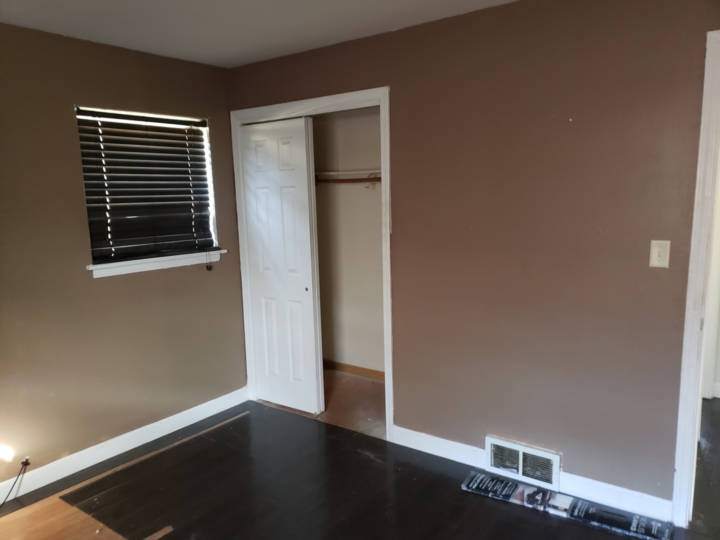 12806 S LAFLIN Street, Calumet Park, IL 60827