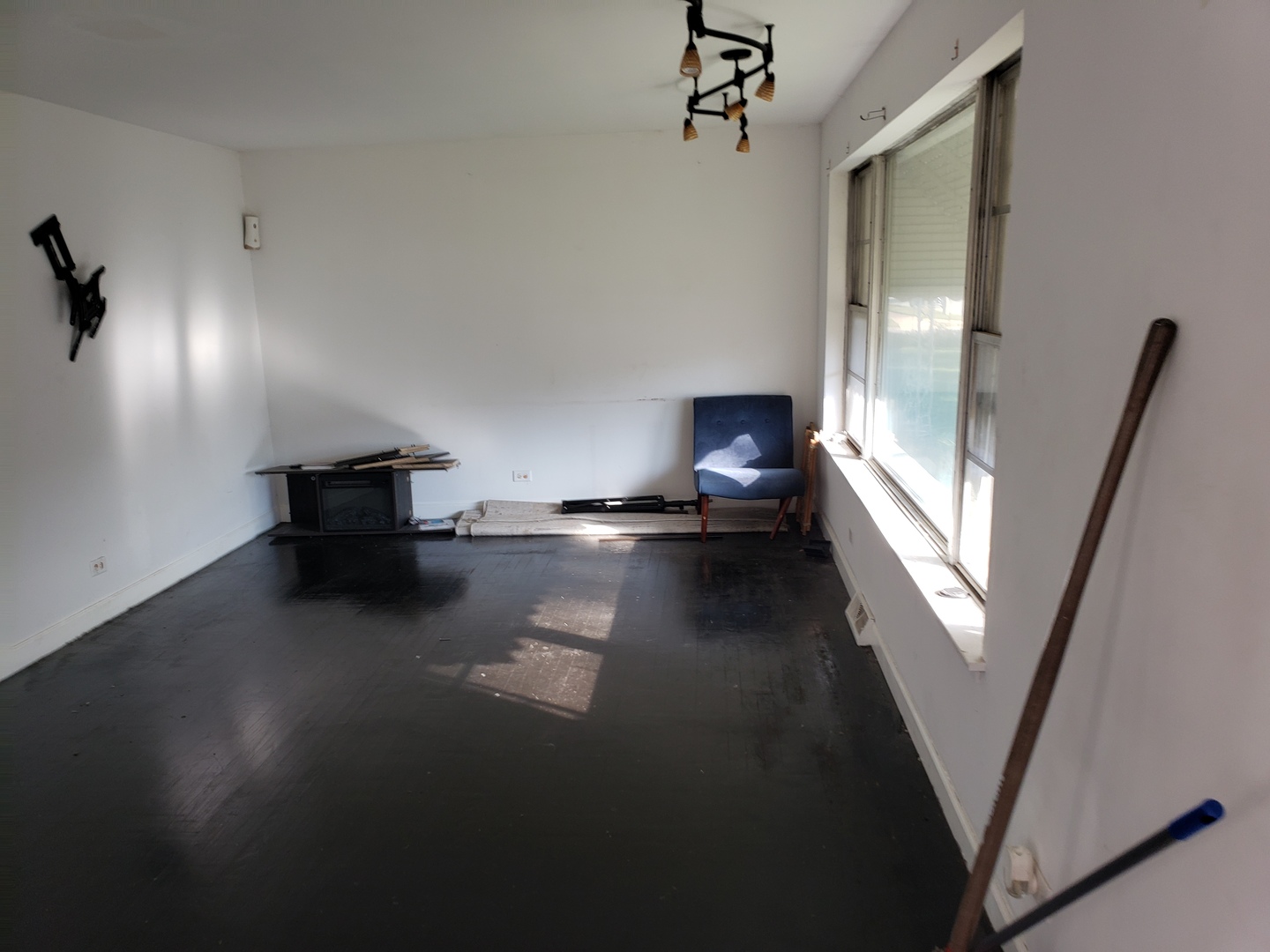 12806 S LAFLIN Street, Calumet Park, IL 60827