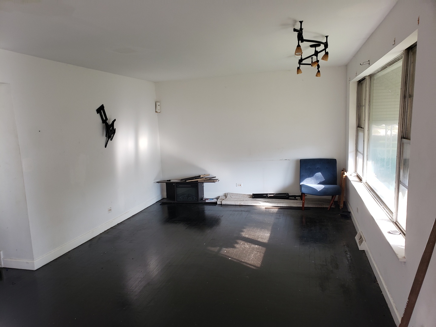 12806 S LAFLIN Street, Calumet Park, IL 60827