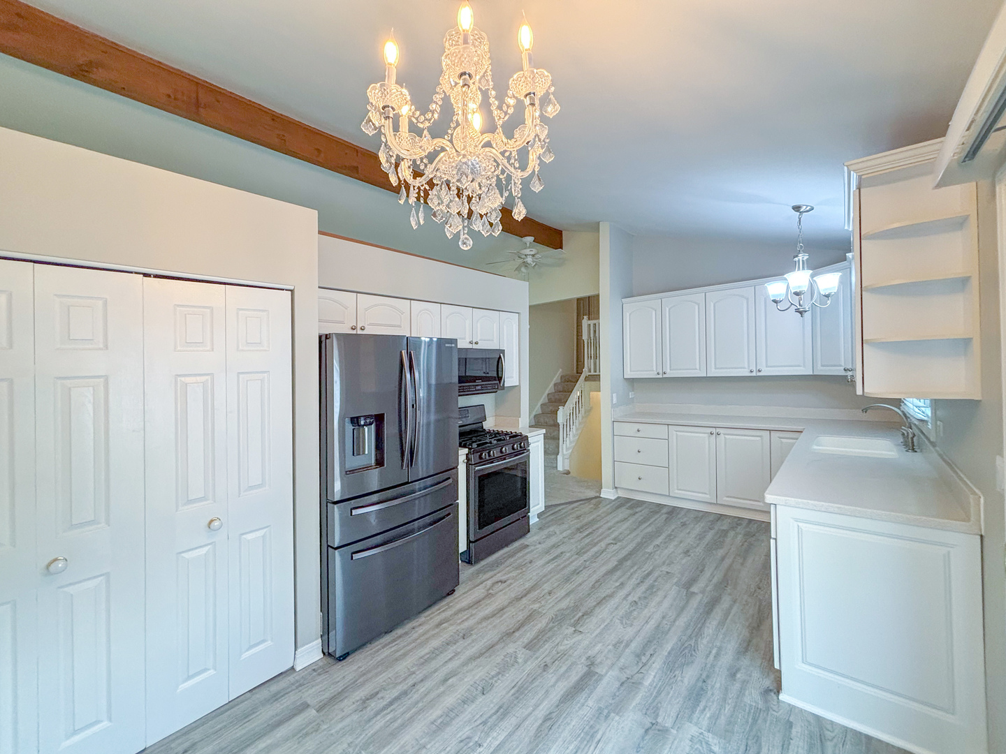 1008 18th Street, Zion, IL 60099