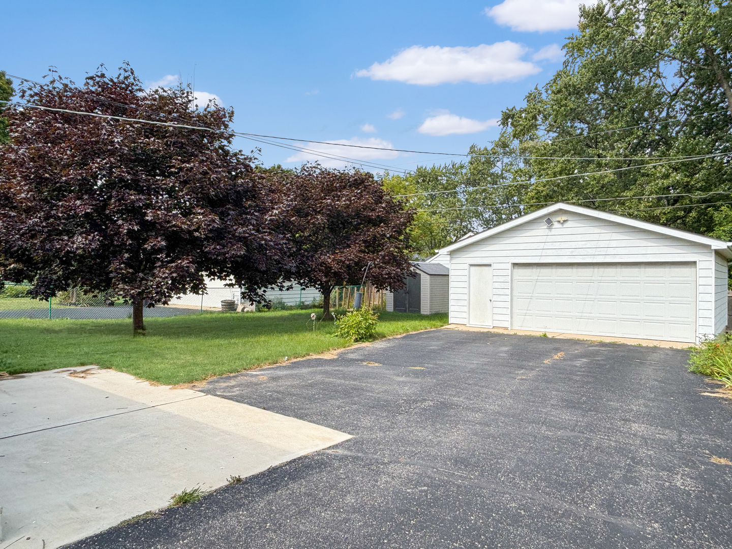 1008 18th Street, Zion, IL 60099